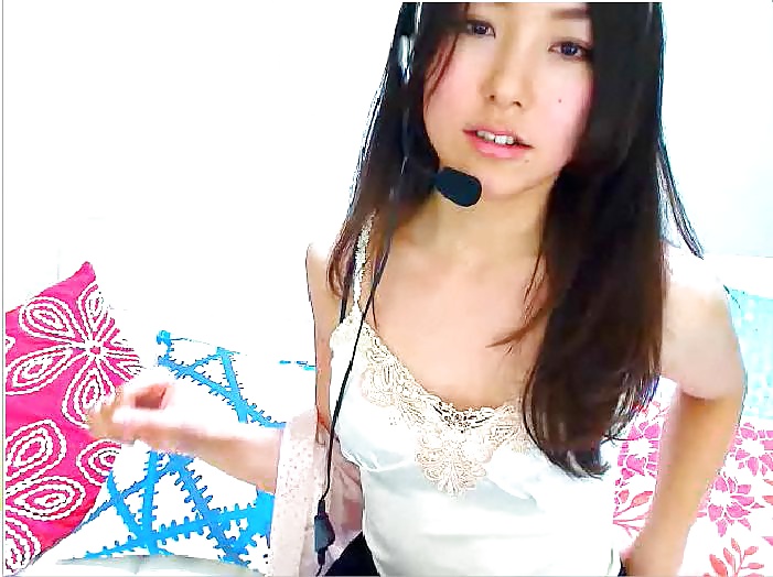 Webcam Mit Japanischen Mädchen #28386478