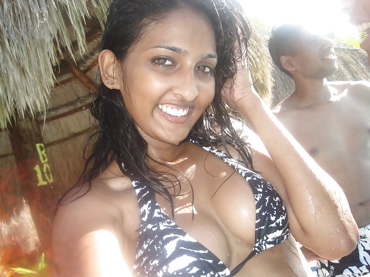 Desi bikini bash - 005
 #34319331