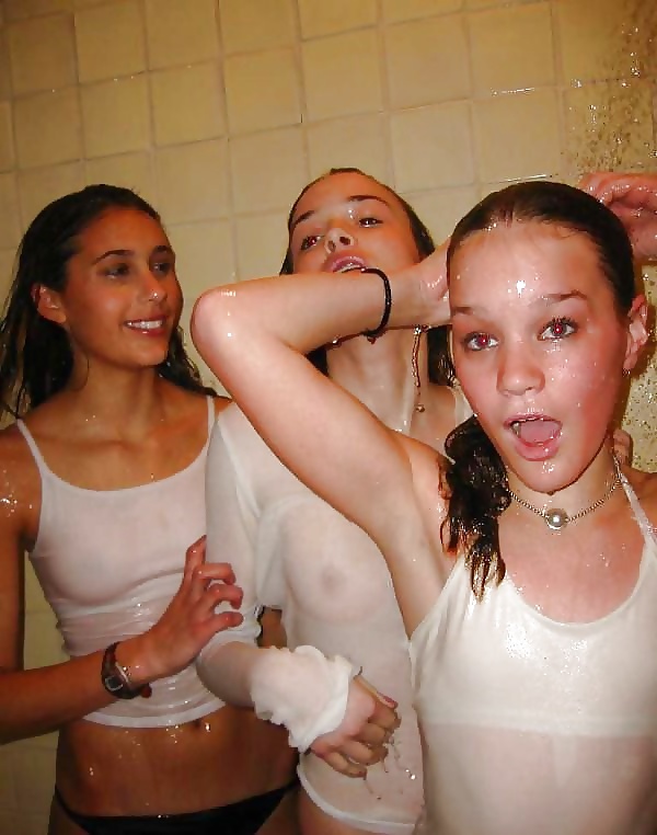 Heiss in weiss #38764580