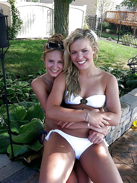 Heiss in weiss #38764625