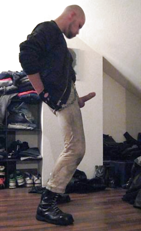 さらに男性も
 #33809284