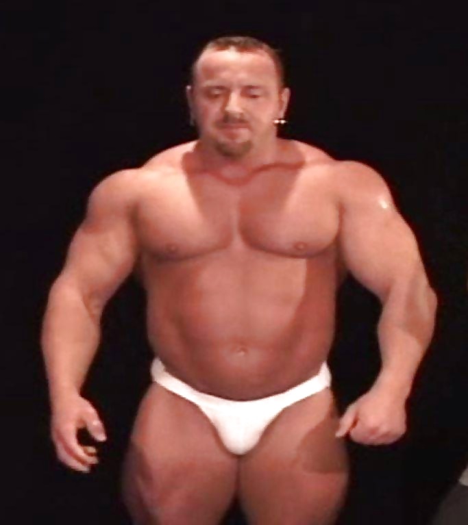 さらに男性も
 #33809325