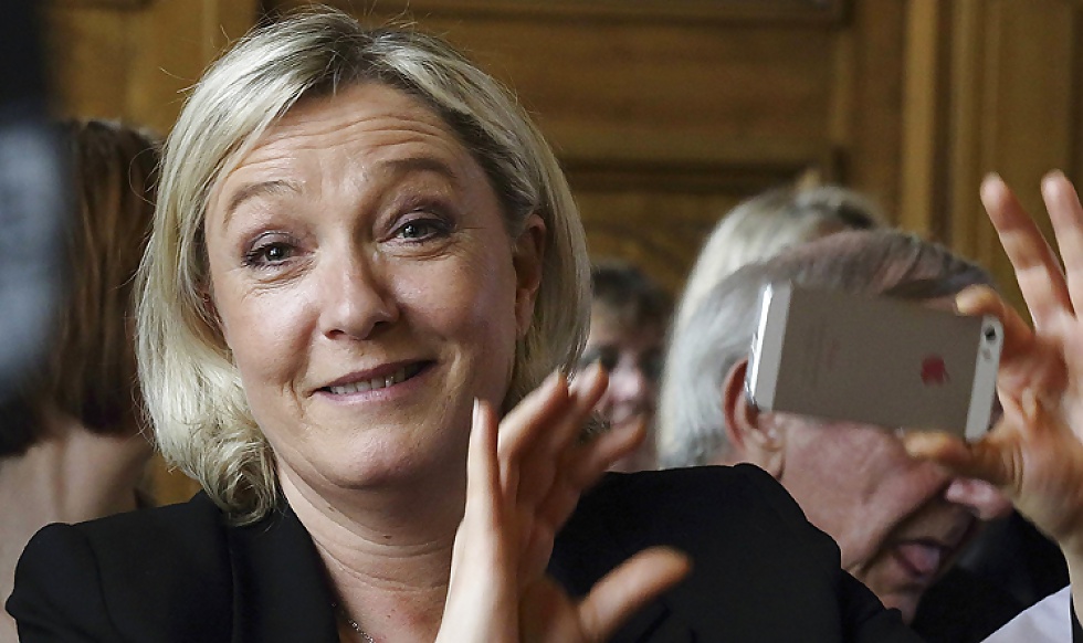 J'aime Conservatrice Déesse Marine Le Pen #34197288