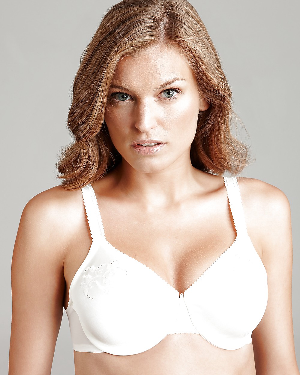 ランジェリー 
 #24100295