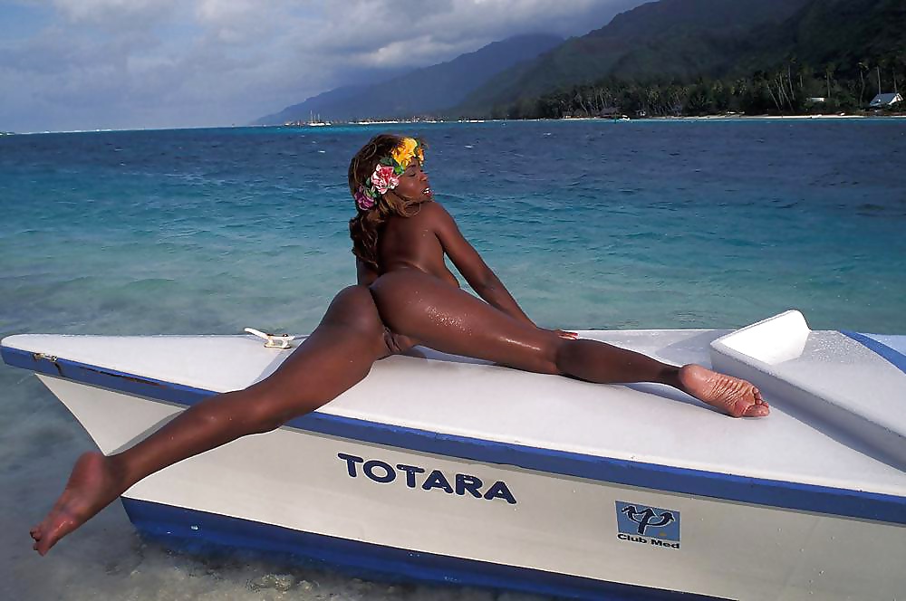Black Girls at the Beach: Nudists and Exhibitionists #27815672