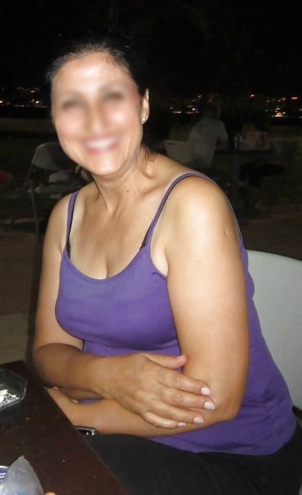 Türkisch Reifen Çapuling Frau Weiter #25967825