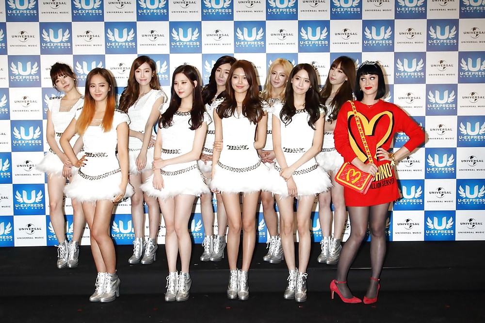 セクシーガール 125
 #35138620