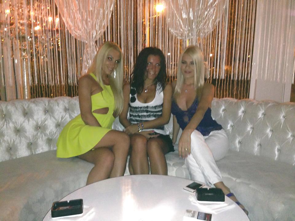 Rumänisch Mädchen: Georgiana #37916214