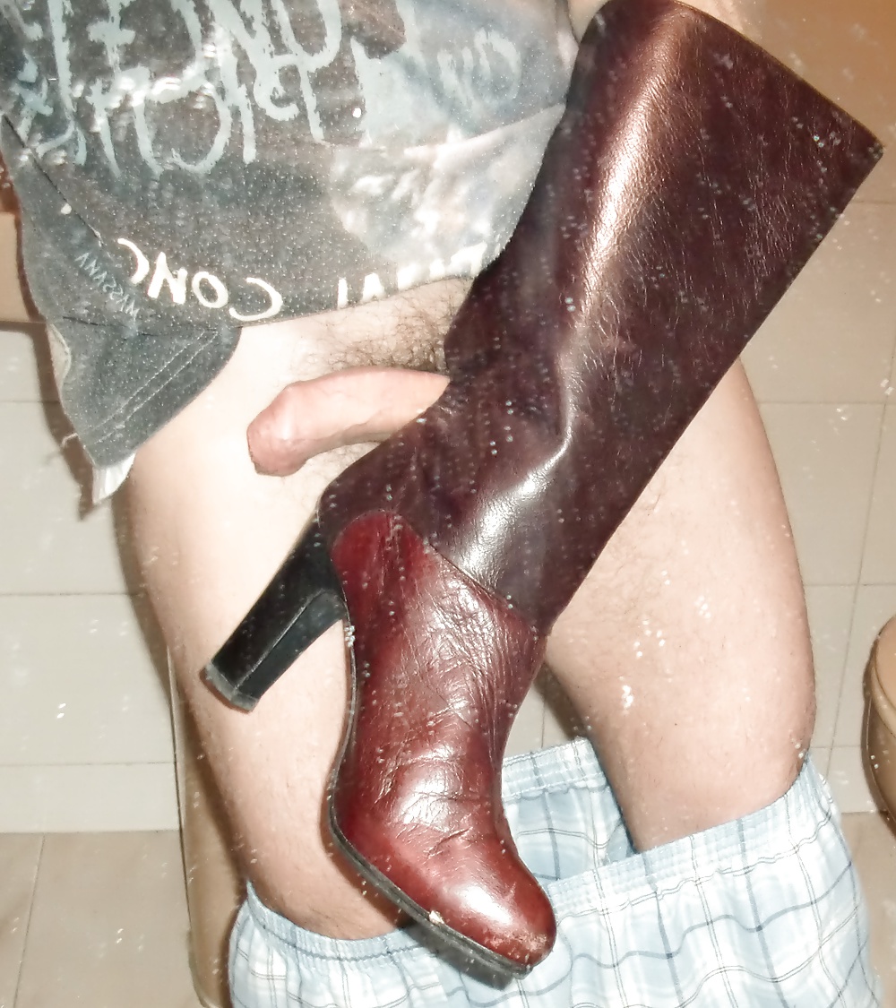 Fun with boots #24933100