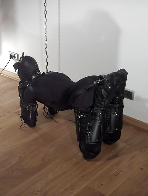 Bdsm Gummipuppe #22919486