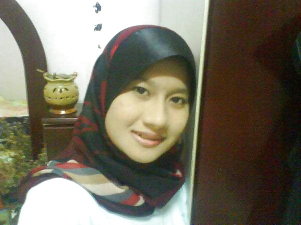 Tudung 605
 #31423707