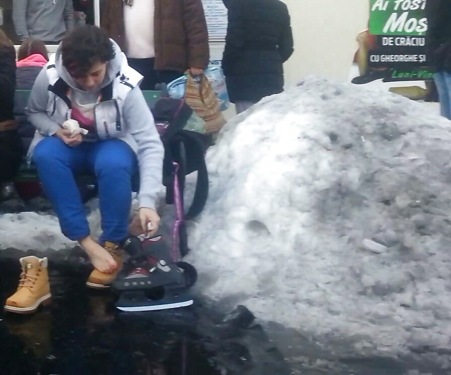 Espía calcetines withe y dedos mujeres romanian-cerere
 #40491901