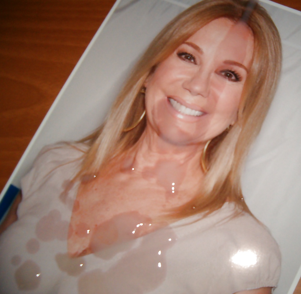 Kathie Lee A Mamelons Totalement Sucer, Hein? #24820141