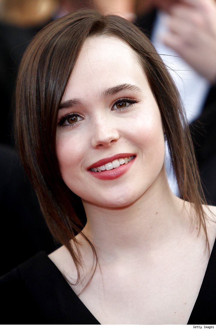 Celeb cum targets : ellen page
 #26919654