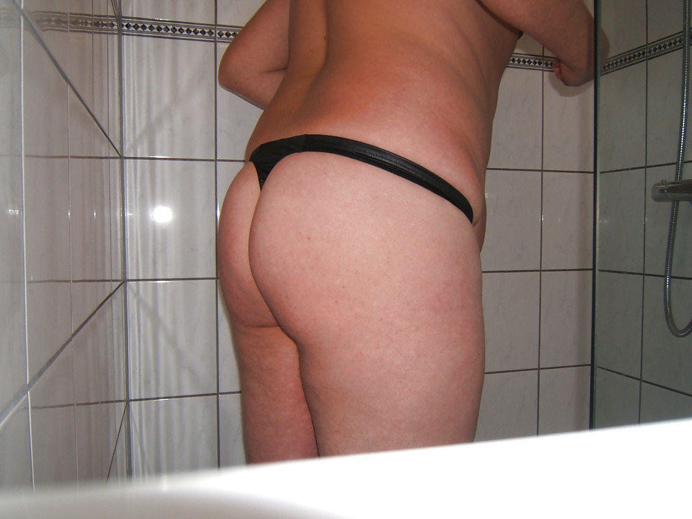 Wet look string #25649500