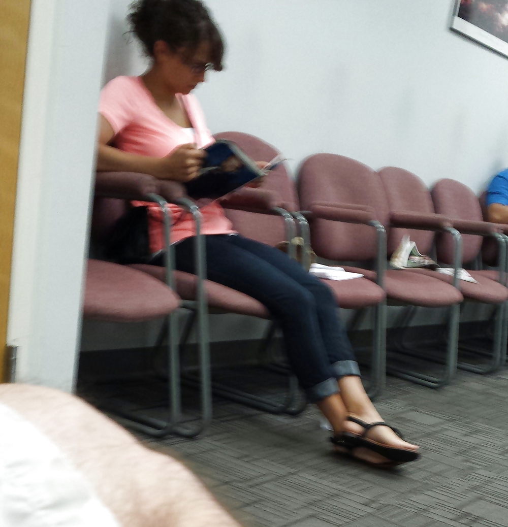 Hottie recibiendo un chequeo
 #23519754