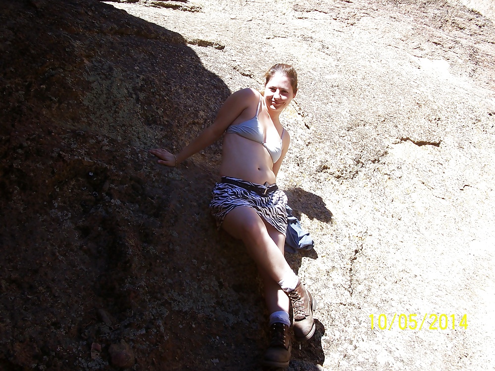 Lady devil en el parque estatal smith rock.
 #31292239