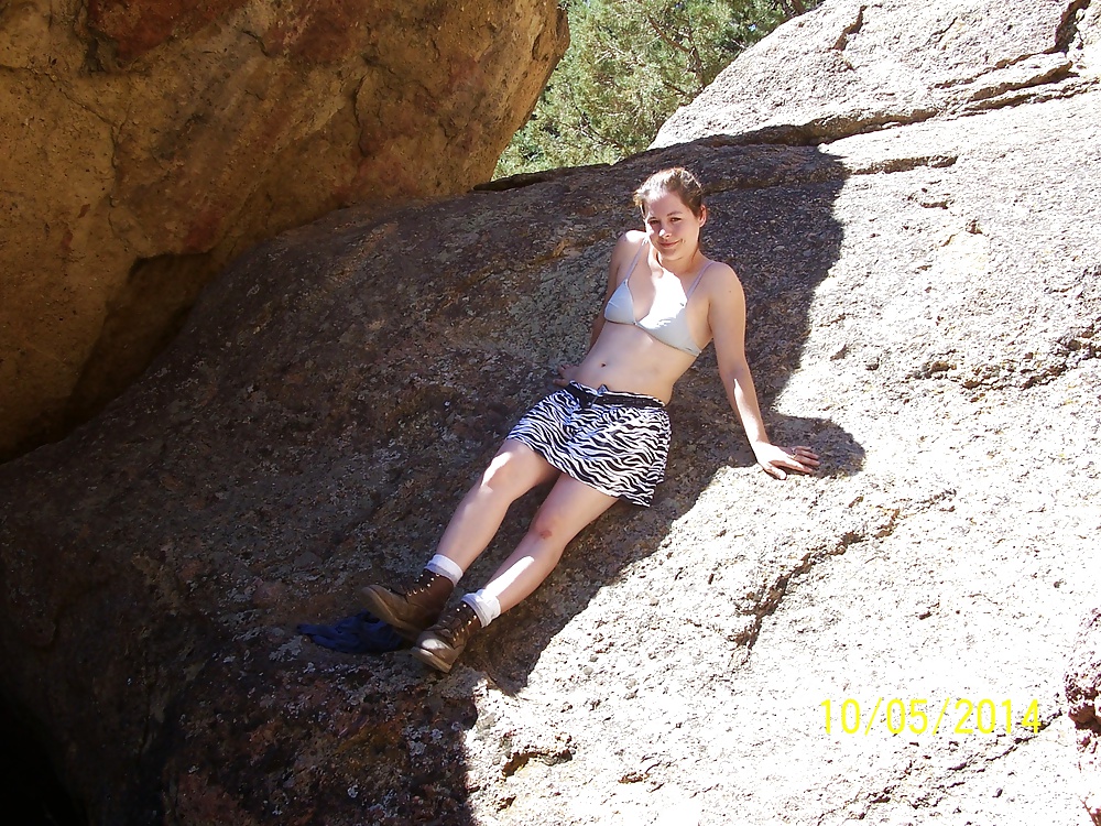 Lady devil en el parque estatal smith rock.
 #31292244