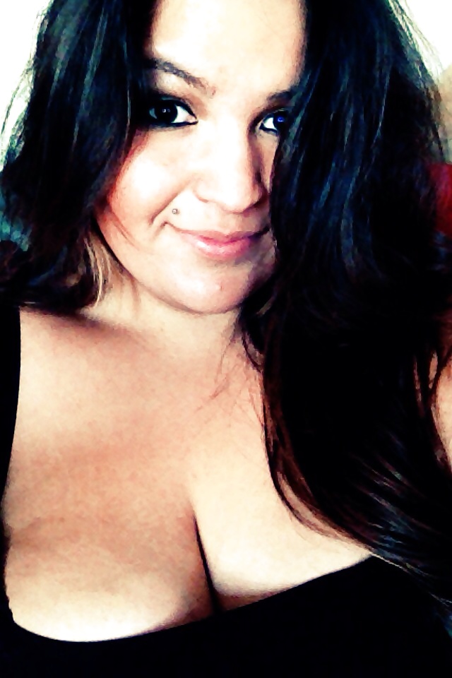 Cesca G  #32527510