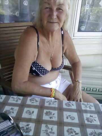 Grannies in their bra and knickers  5 #30380553