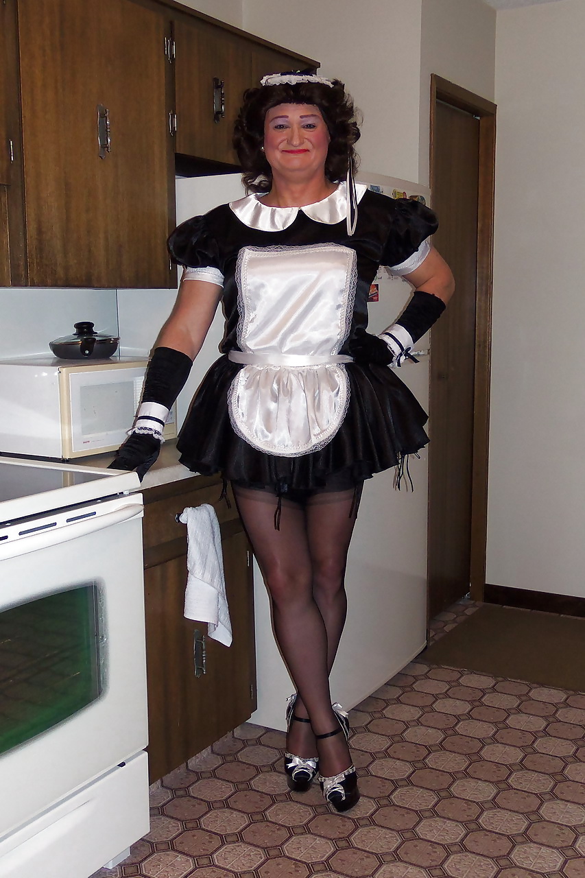 Barbee the french maid
 #32236586