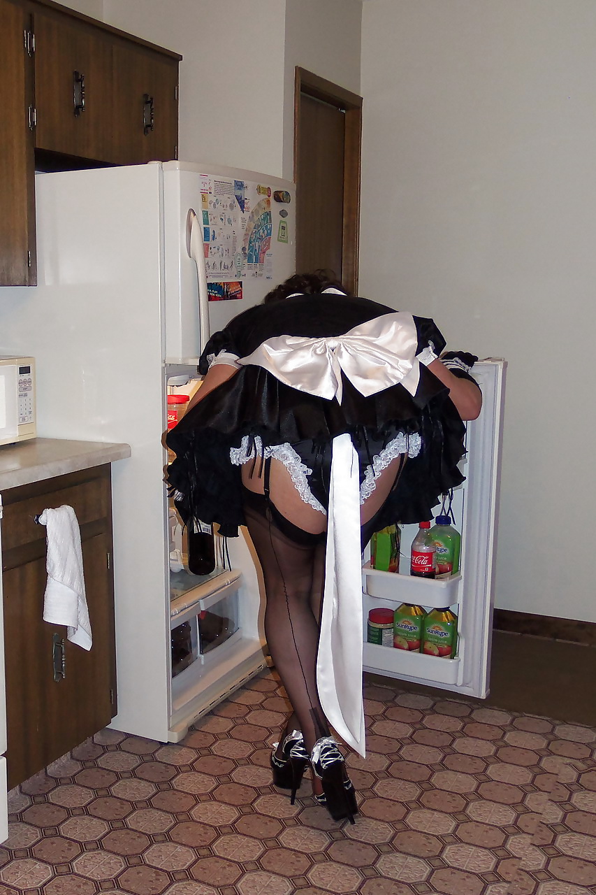 Barbee the french maid
 #32236589