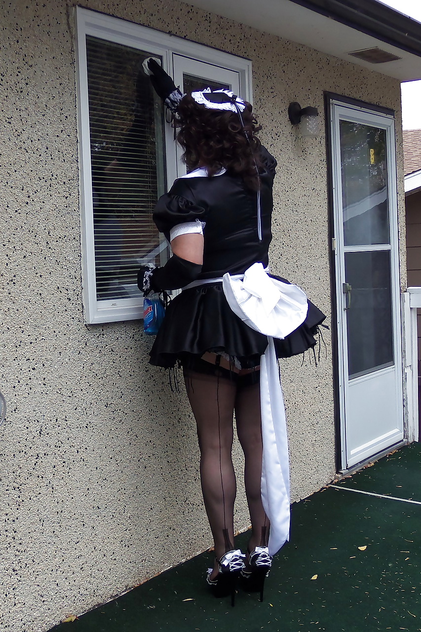 Barbee the french maid
 #32236599