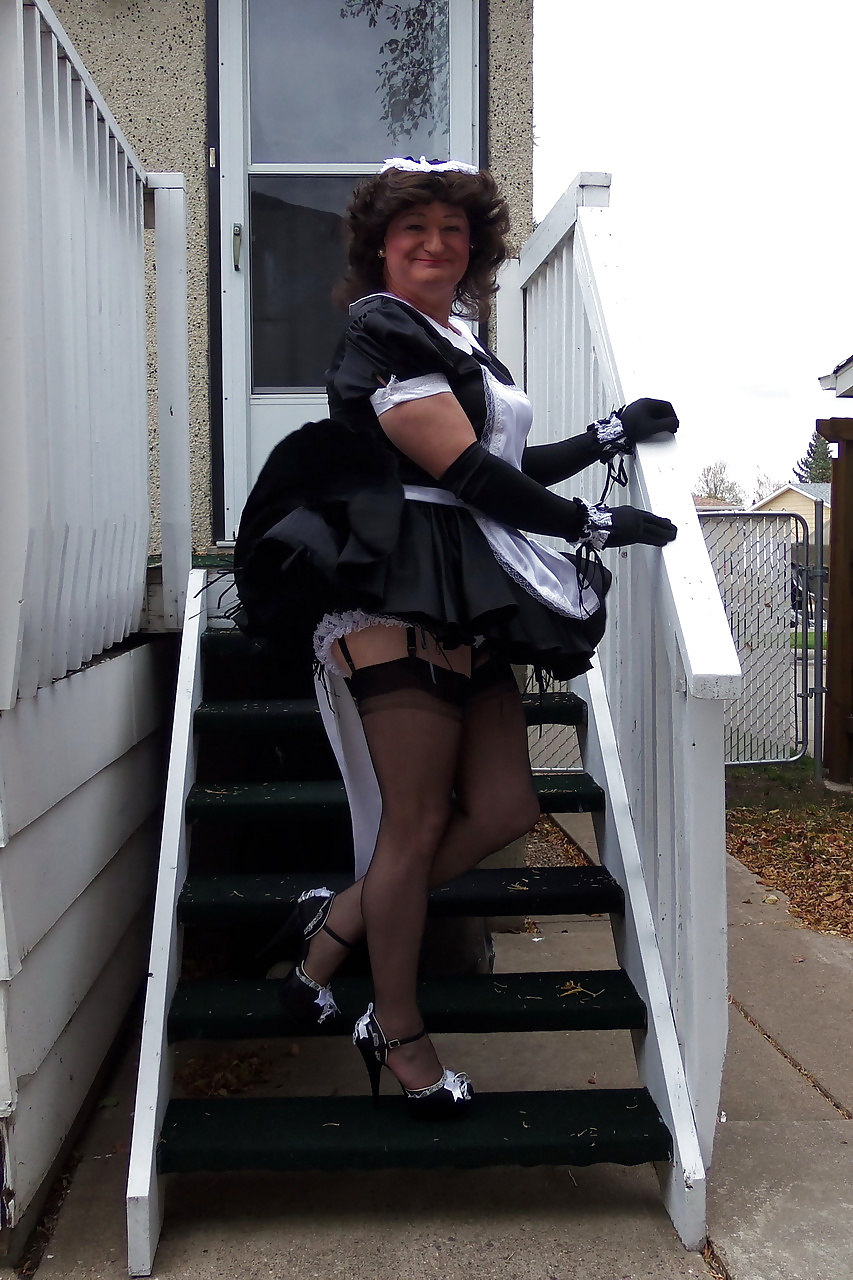Barbee the french maid
 #32236610