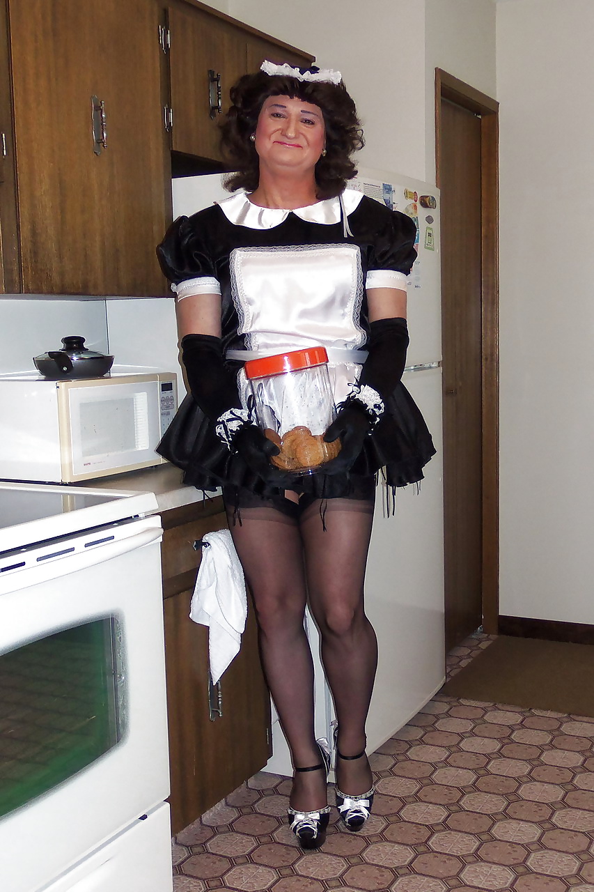 Barbee the french maid
 #32236671