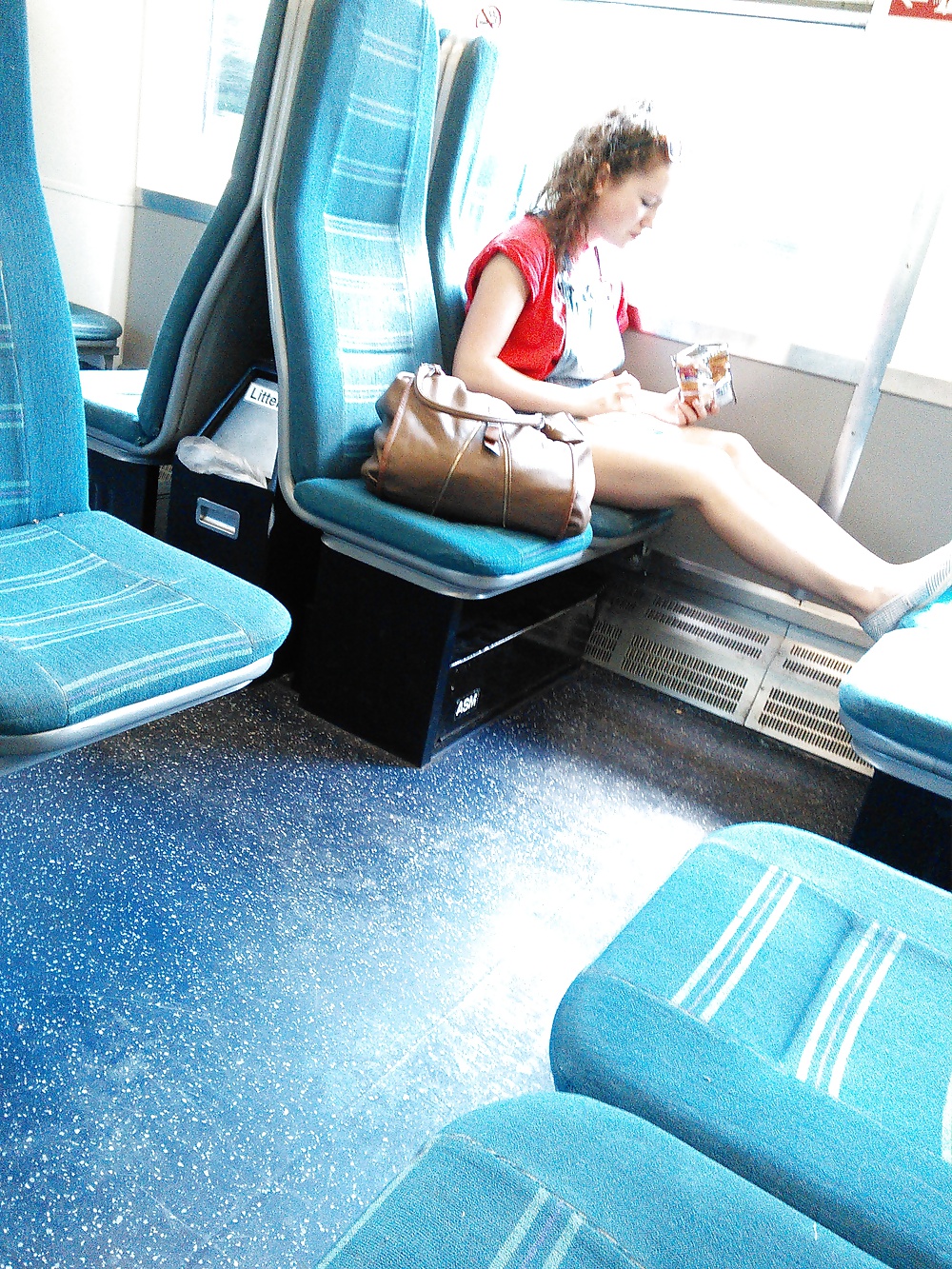 Londonperv's Candids 2014 - May vol 1 (Train Perving) #28838272