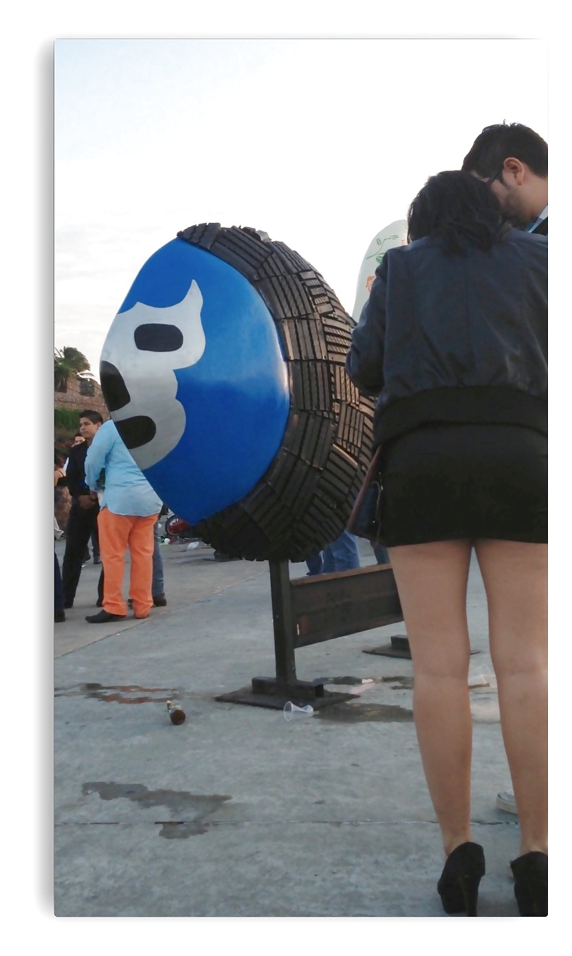 Colas mágicas 2
 #33613178