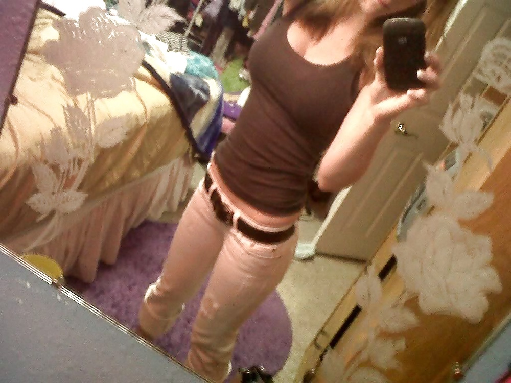 Girl #35219394