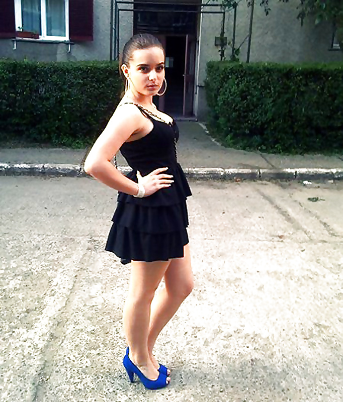 ハイヒールの女 37
 #30056287