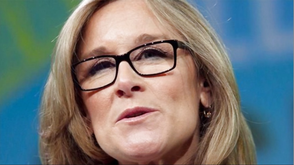 Would love to lick angela ahrendts' boots
 #34455672