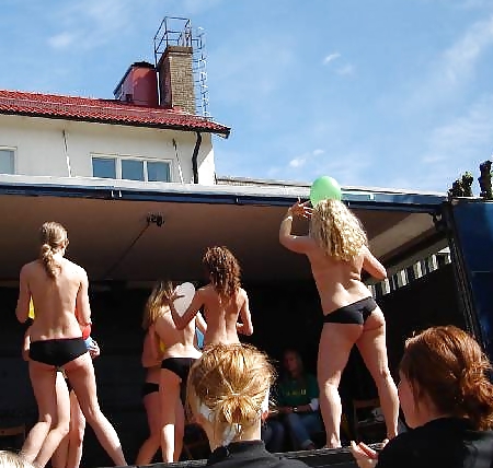 32-teens iniziazione scandinava nudo pubblico 
 #37603075