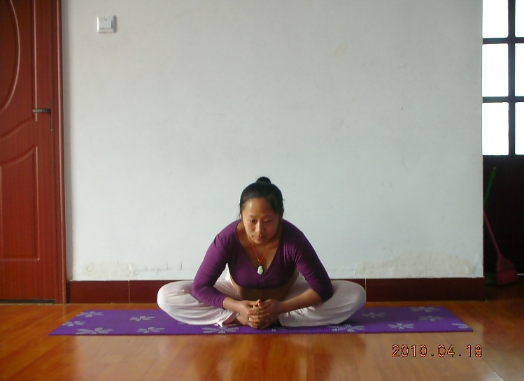 Preggo Chinois Qui Font Du Yoga #26353399