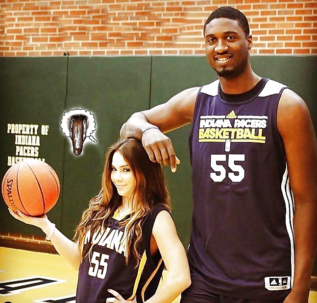 Hotwife misc
 #25684263