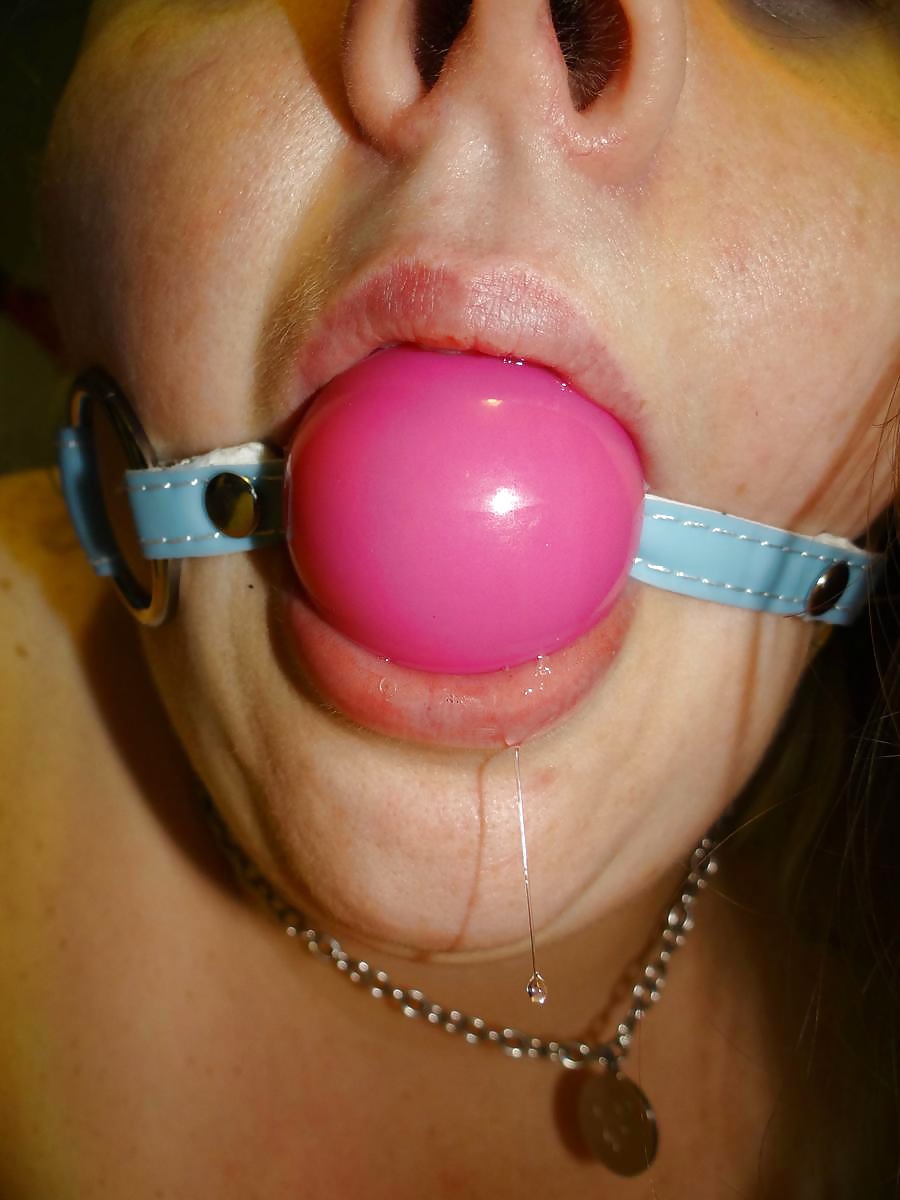 Fat whore gagged and plugged #28933521