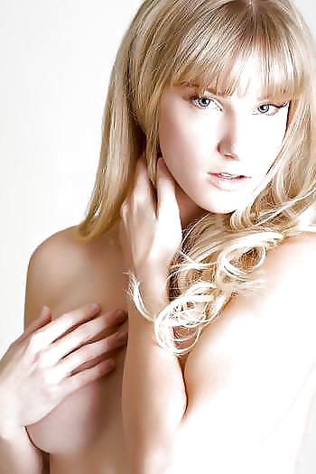Heather Morris collection  #33346293
