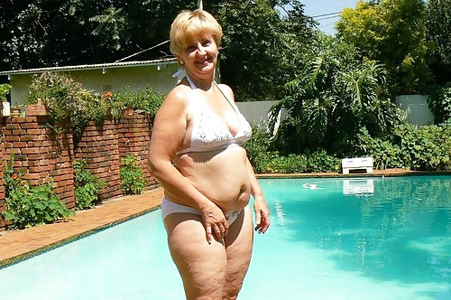Hot Matures & Grannies in swimsuits! #26851272
