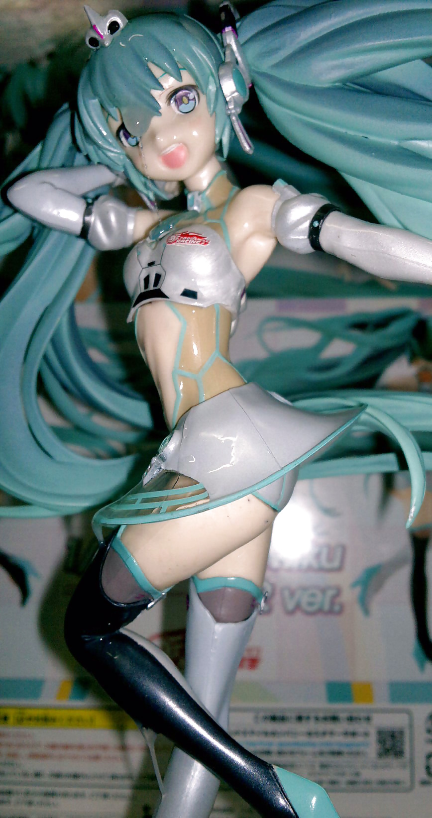 Hatsune miku racing queen sof
 #28952083