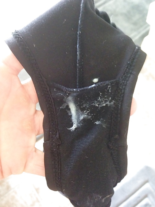 Ropa interior sucia y coño mojado
 #32117829