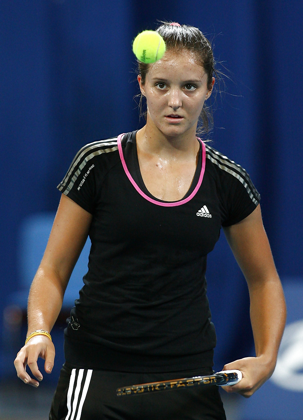 Laura Robson Oncourt #40276521