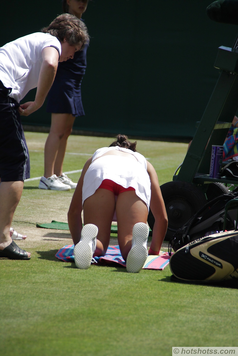 Laura Robson Oncourt #40276552