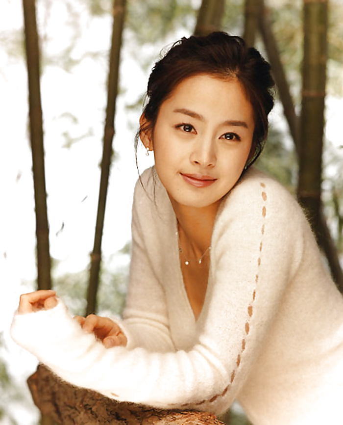 Kim Tae Hee #31007036