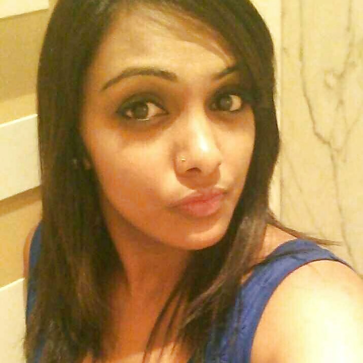 Cute sexy hot indian babe 