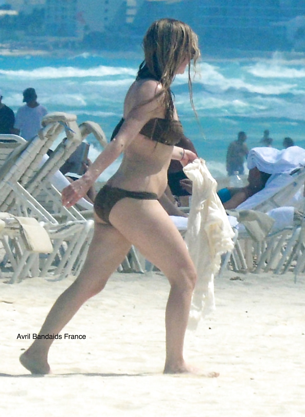 Avril Lavigne Neuen Bikini Bilder #26399801
