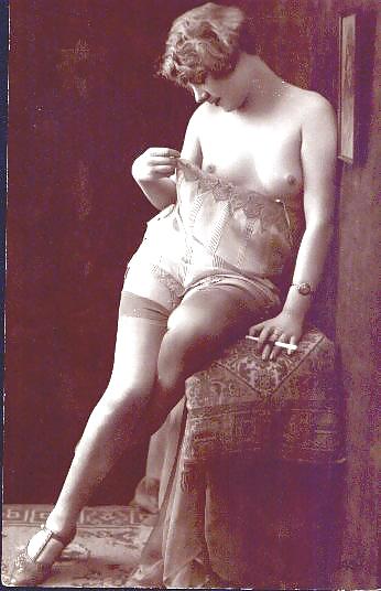 Vintage erótico - principios del siglo xx
 #23283425