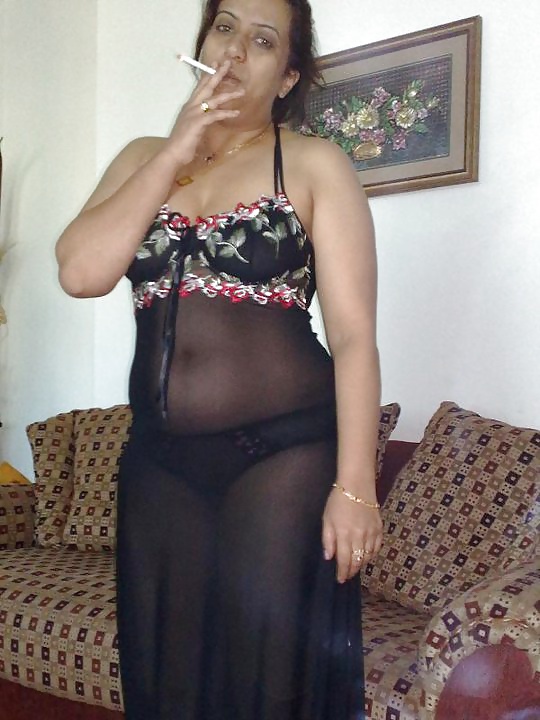 Milf tunisienne
 #32894023
