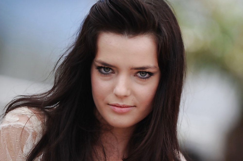 Roxane Mesquida French Actrice #33354164